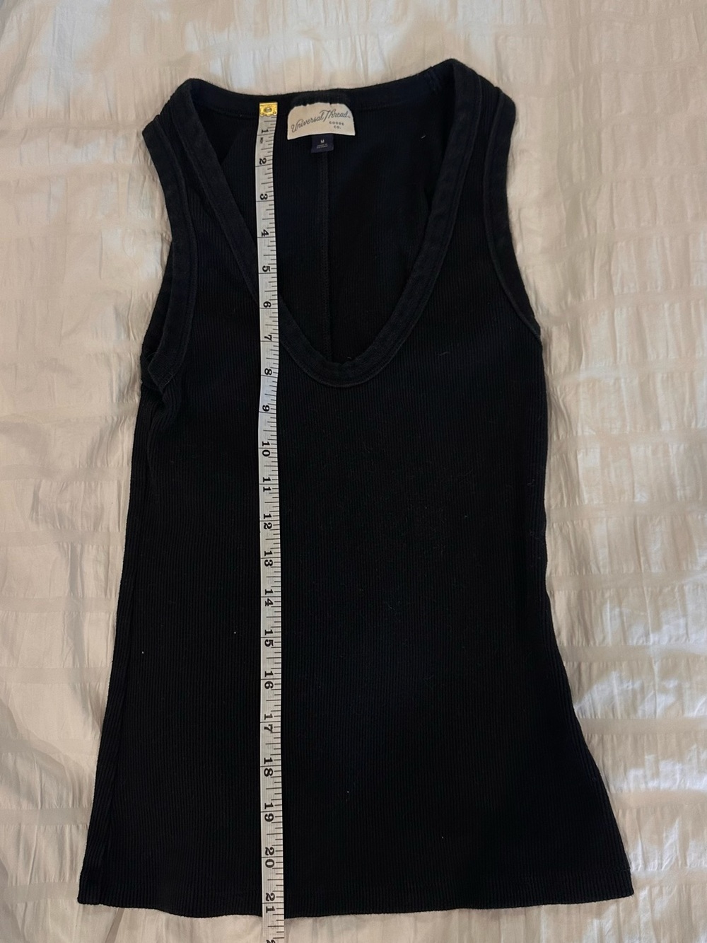 Universal Thread Black Ribbed V-Neck Tank - Picture 4 of 9
